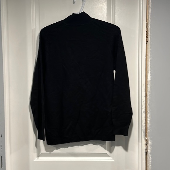 NWT-Tribal L/S Turtle Neck - Picture 2 of 3